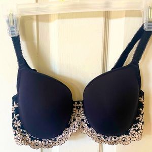 Wacoal Bra, Black  34D